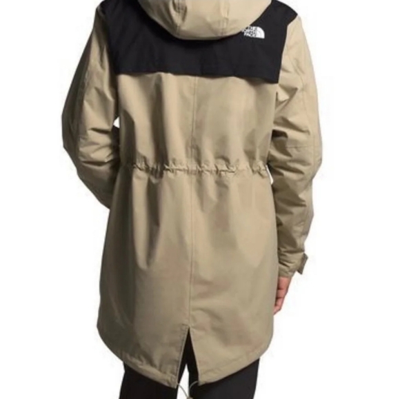 The North Face Men's City Breeze Rain Parka - Picture 2 of 3
